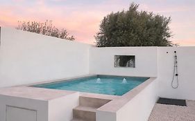 Juniors Country House